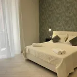 Ludben Dante 招待所 4*
