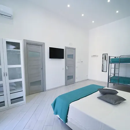 ゲストハウス Ludben Dante